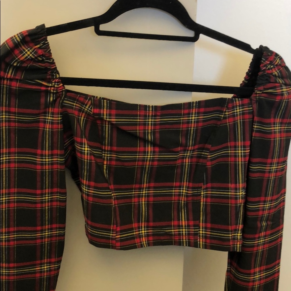 Top shop cropped plaid long sleeve